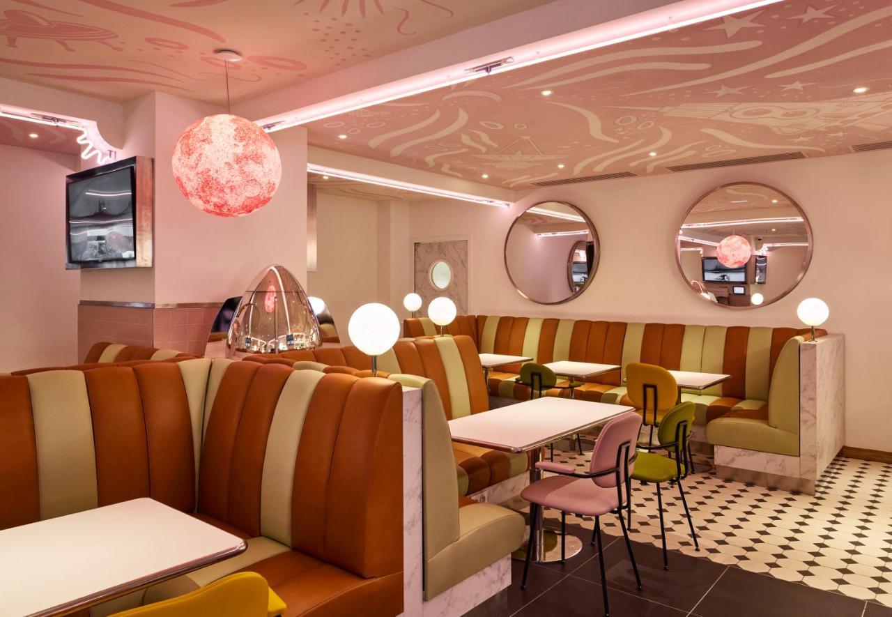Mama Shelter Paris La Defense Hotel Пюто Екстериор снимка