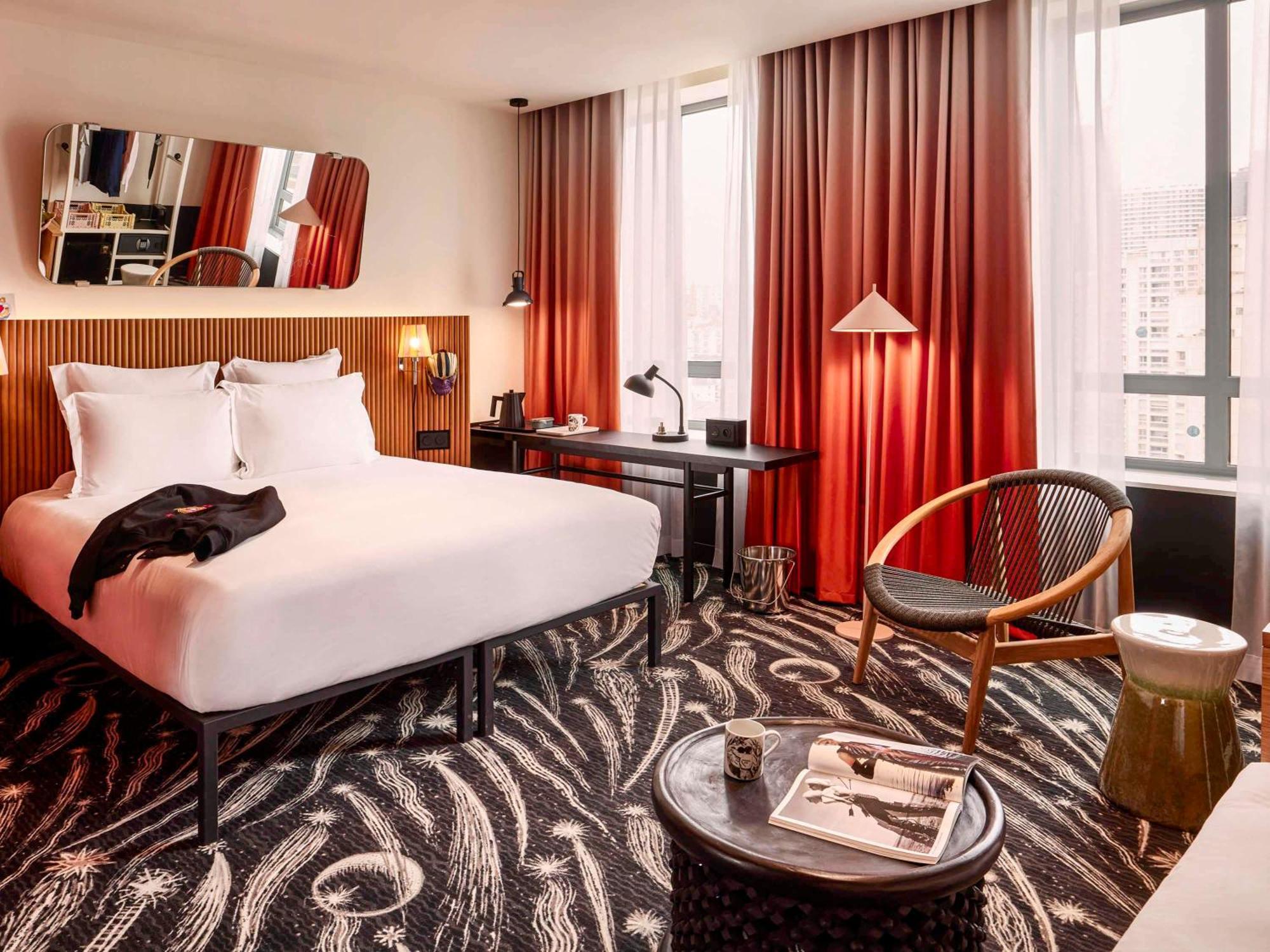 Mama Shelter Paris La Defense Hotel Пюто Екстериор снимка
